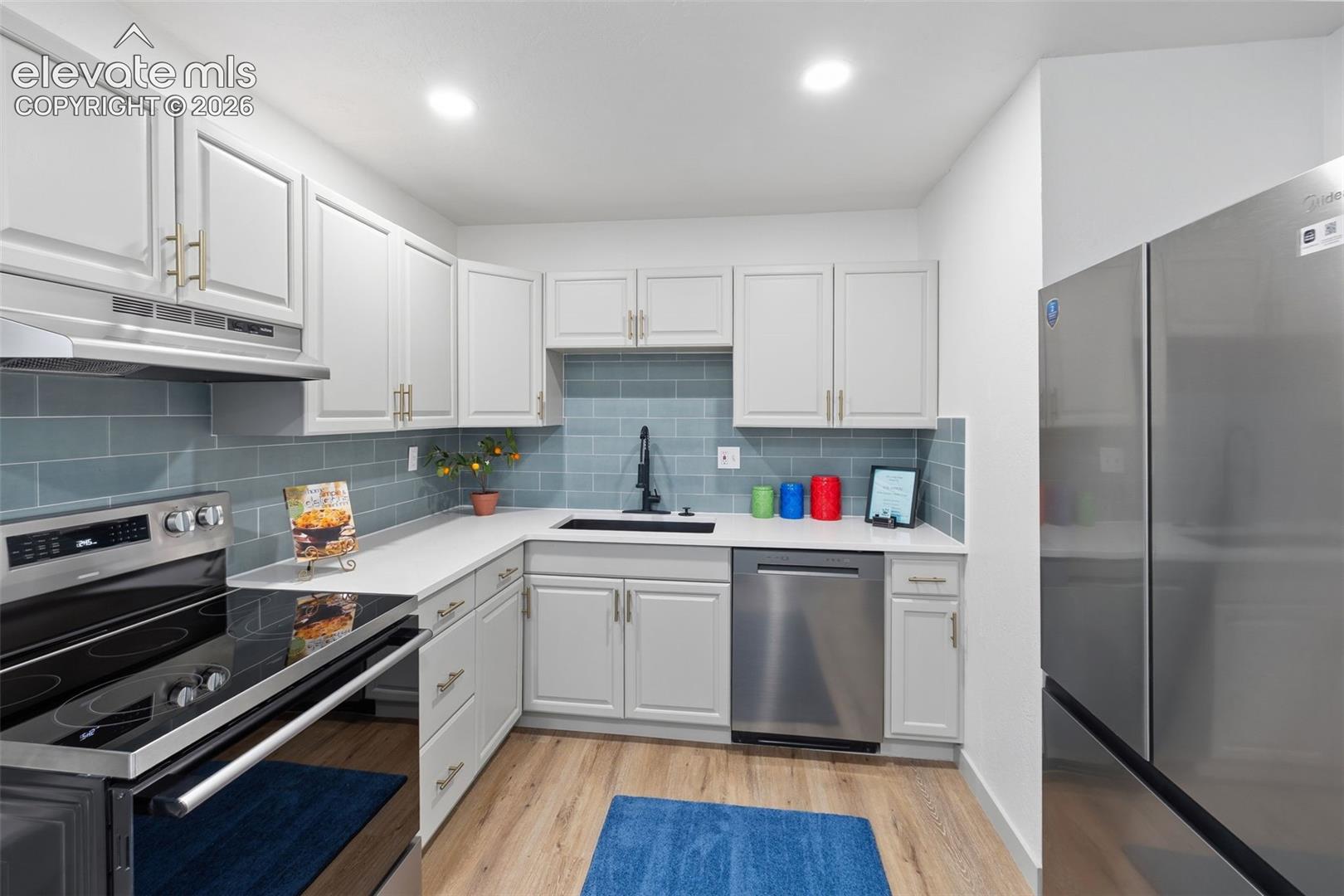 2540 Naples Drive, photo 10