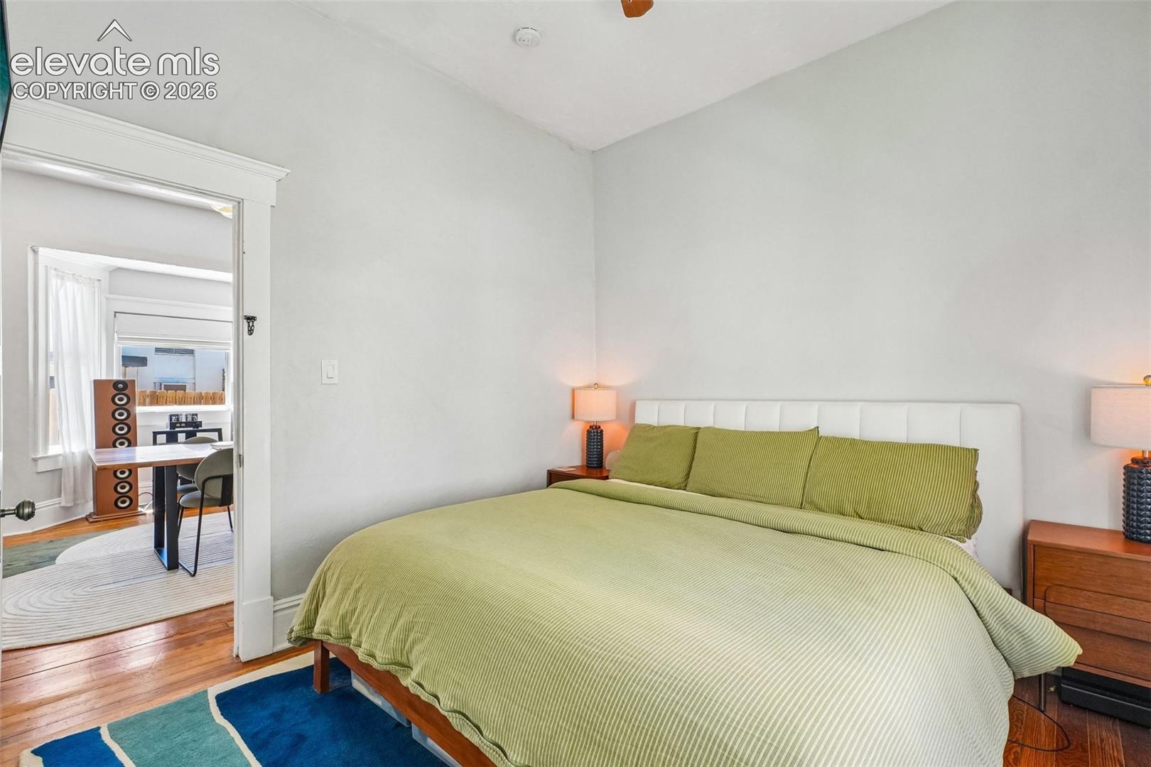 Listing photo 12 for 2118 W Colorado Avenue