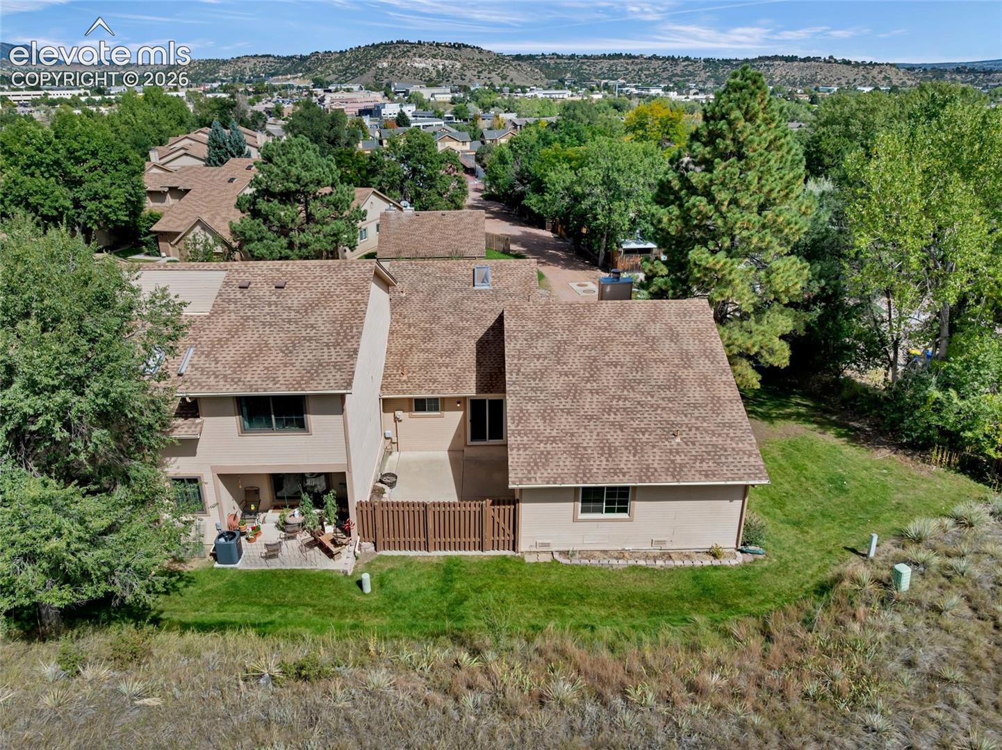Listing photo 21 for 1405 Vondelpark Drive