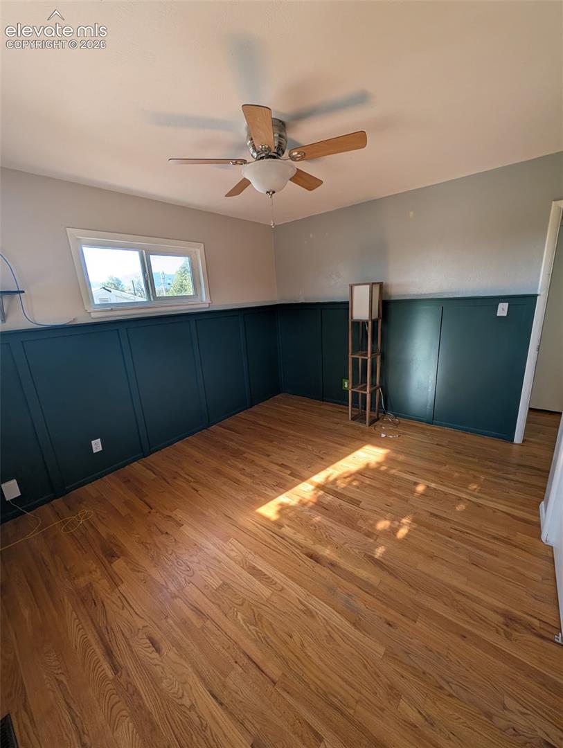 Listing photo 18 for 10 N Garland Avenue