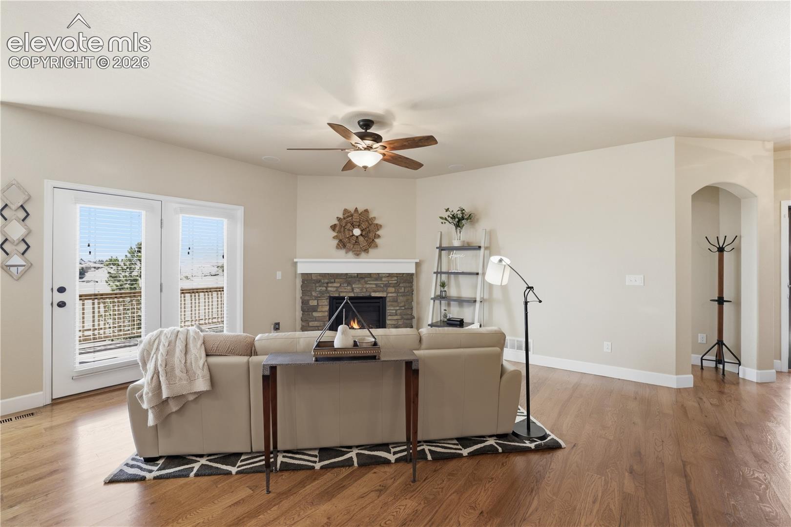 Listing photo 7 for 13036 Cupcake Heights