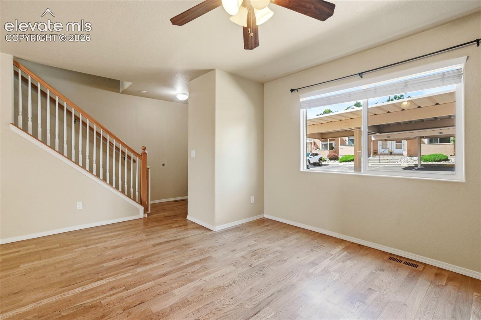 2310 La Salle Street, photo 18