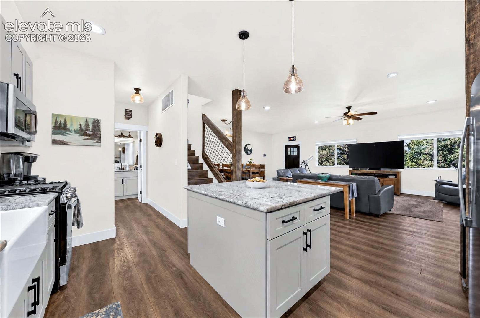 Listing photo 19 for 258 Turnabout Lane