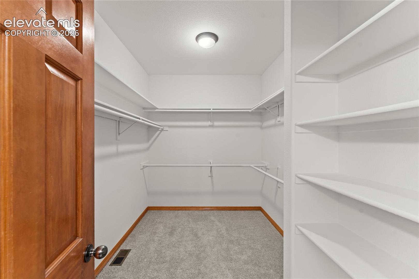 Listing photo 19 for 113 Flagstick Drive