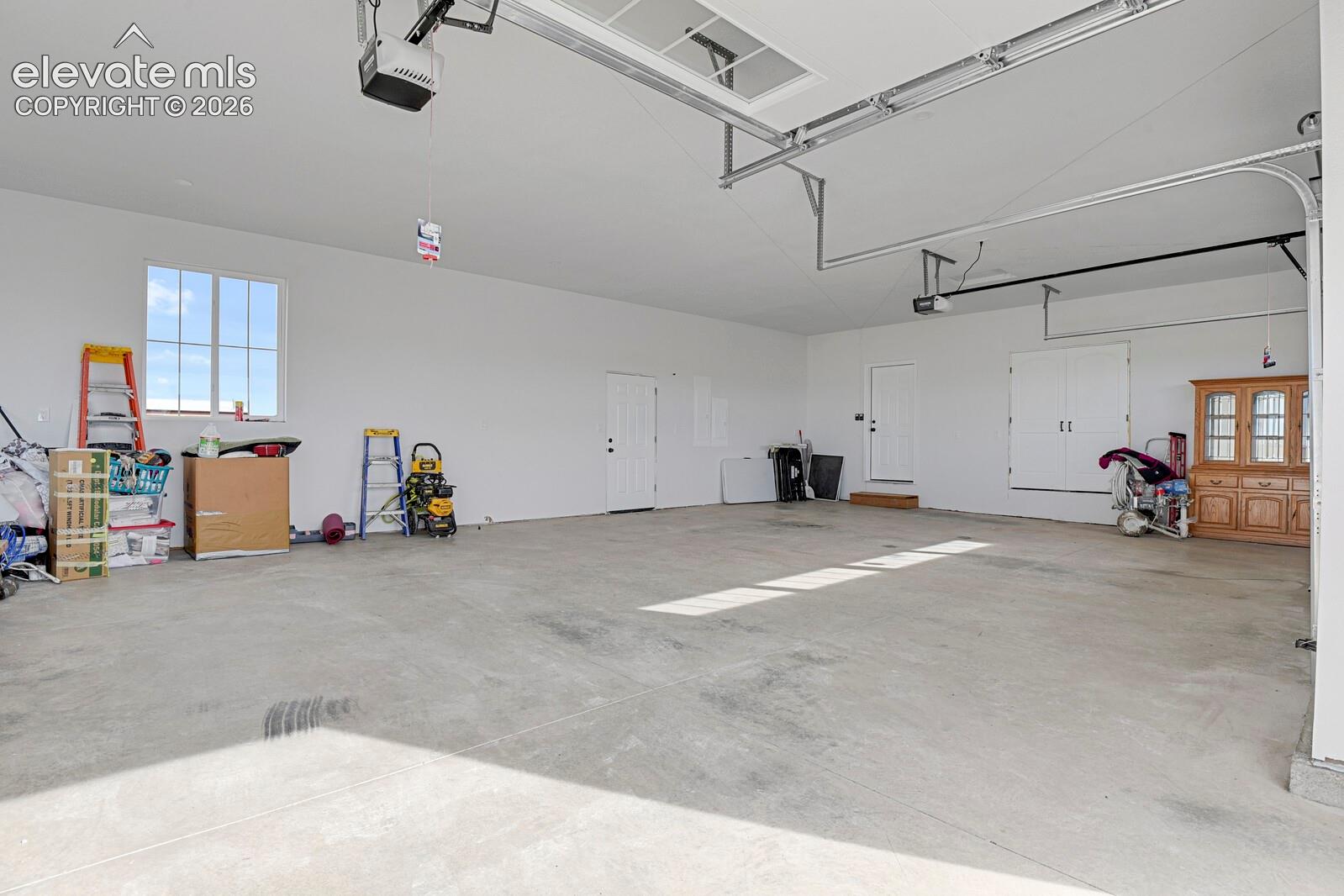 Listing photo 45 for 2015 N Ellicott Highway