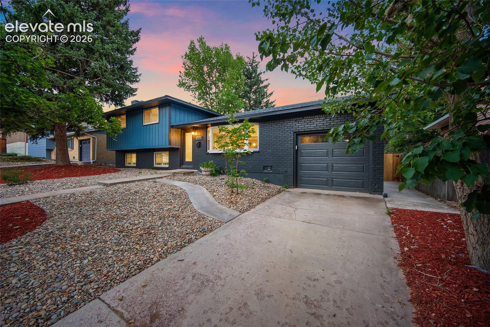 2123 Warwick Lane, photo 30