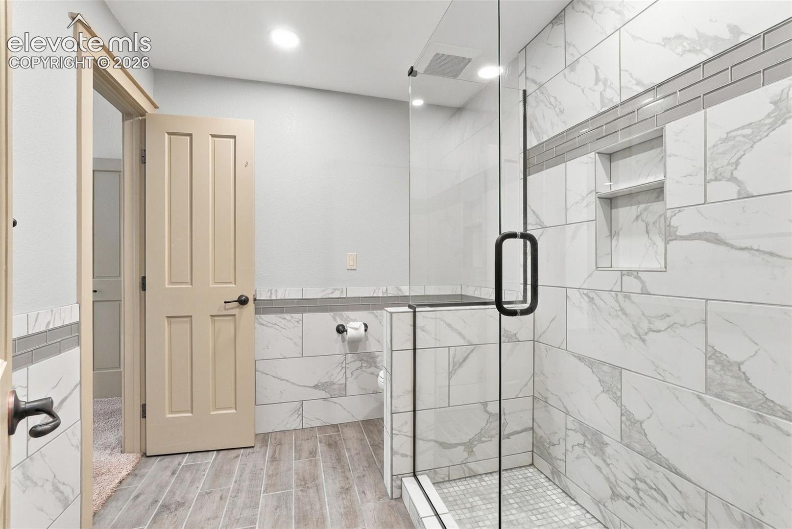 Listing photo 37 for 18825 Pagentry Place