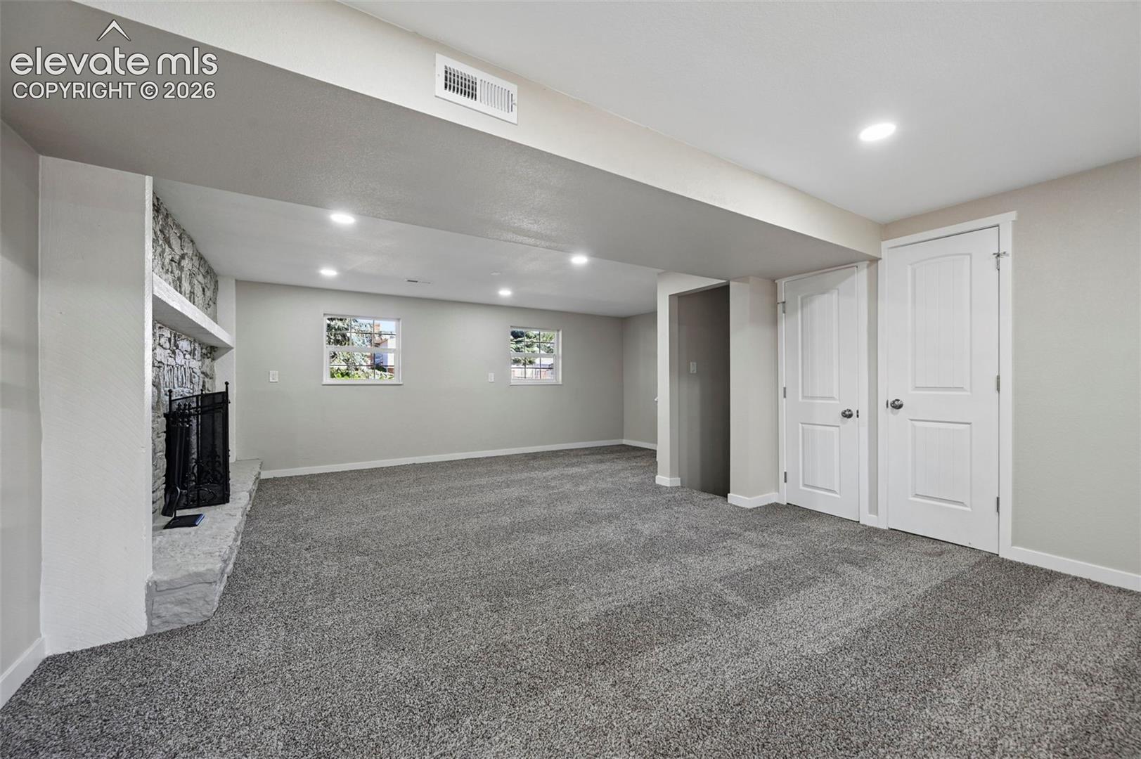 Listing photo 31 for 7313 Colonial Drive