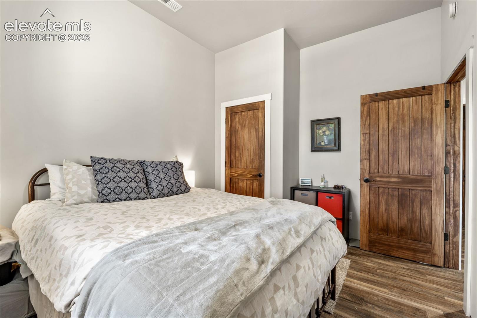 Listing photo 27 for 2270 Pikes Peak Drive