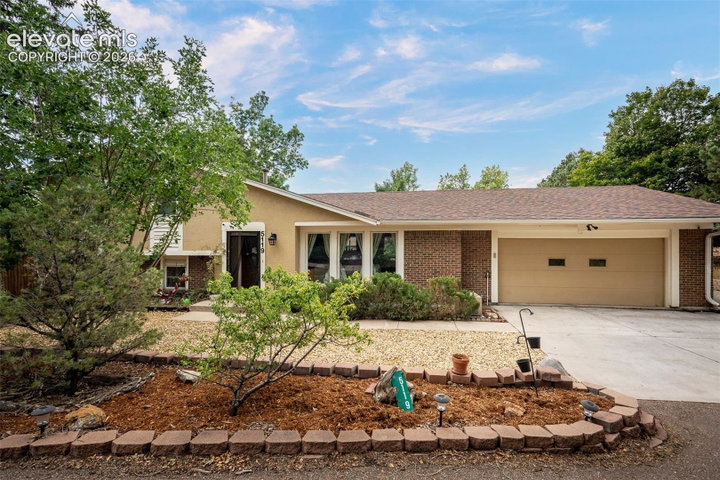 5119 Constitution Avenue — listing photo