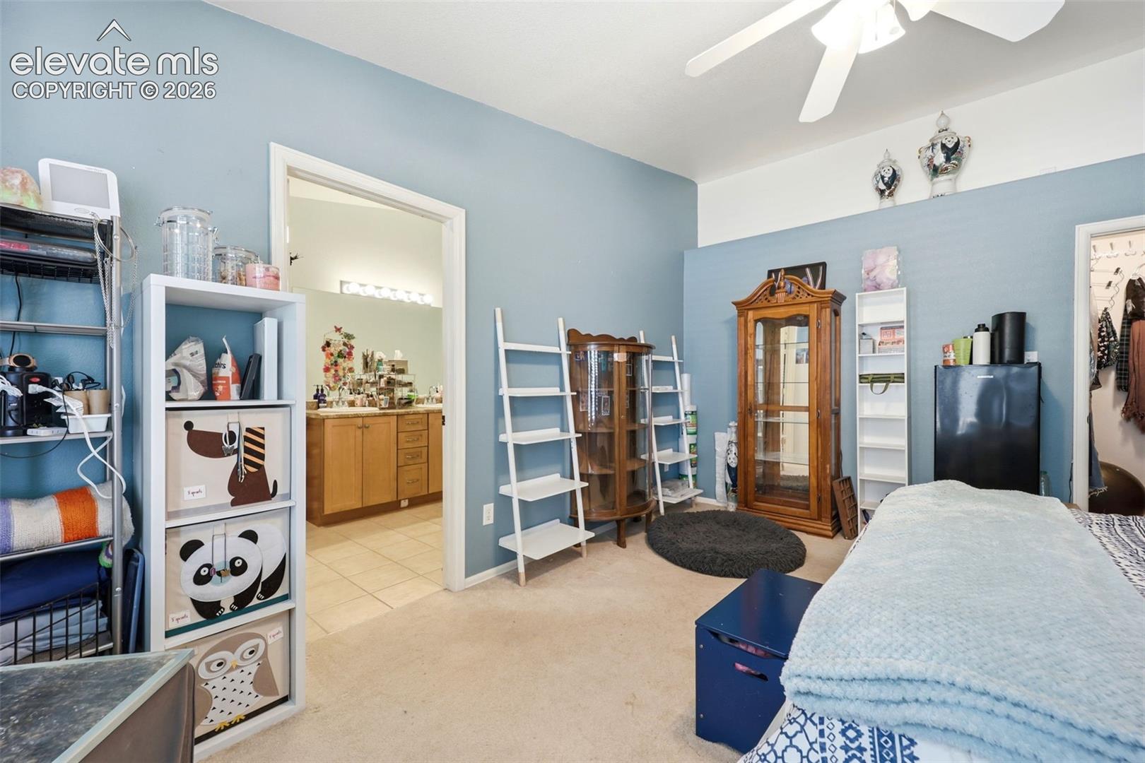 Listing photo 15 for 1286 N Ladonia Drive