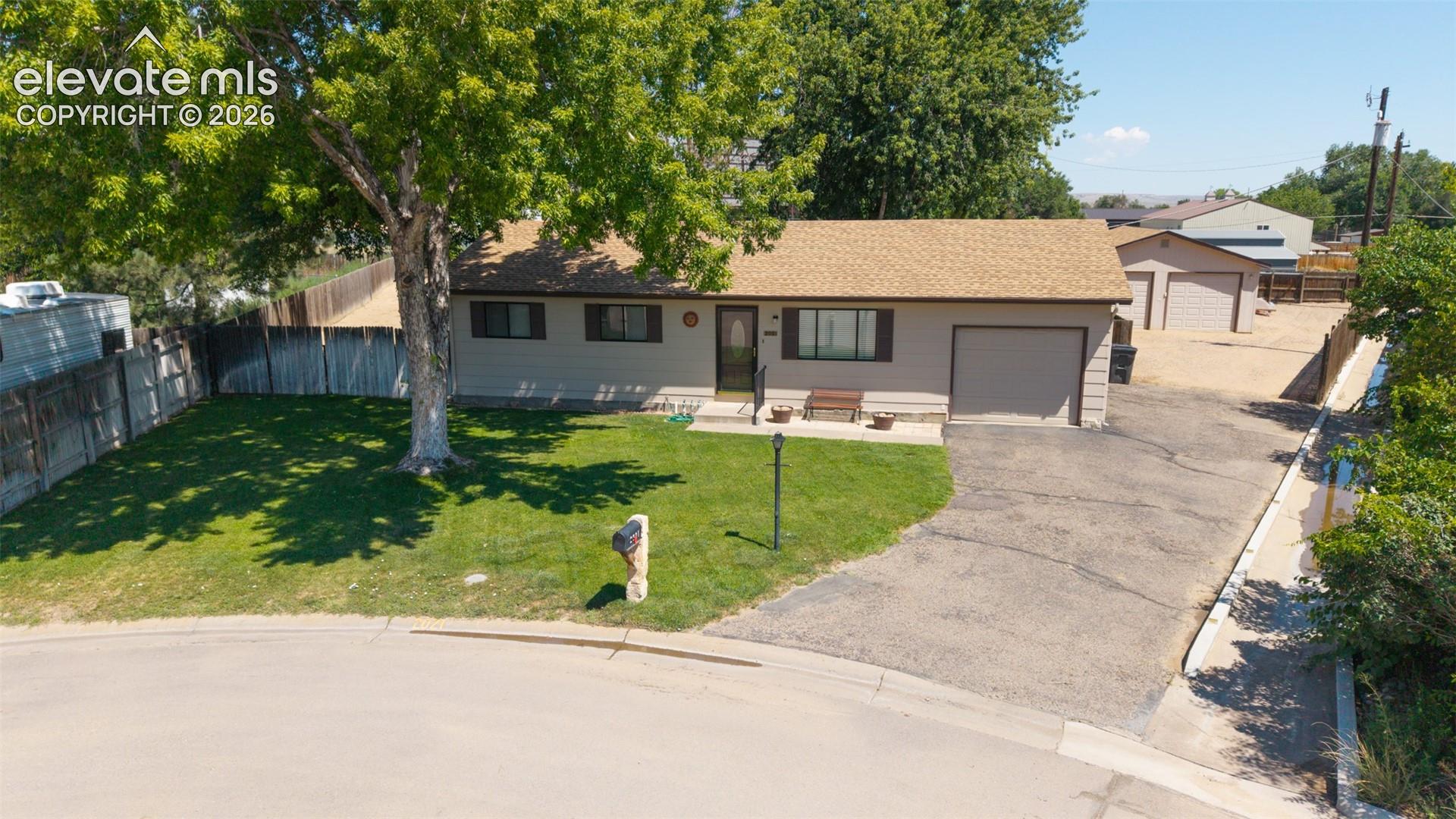 Listing photo 3 for 2021 Zinno Boulevard