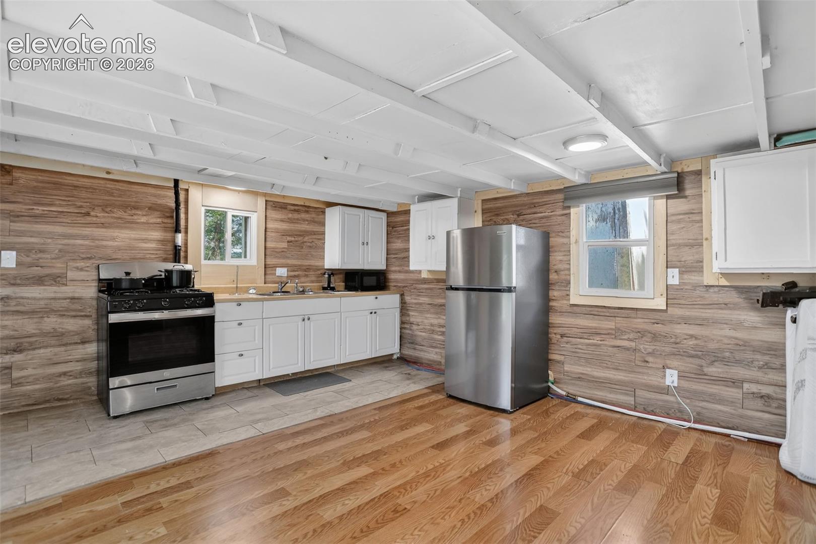 4 Honeysuckle Road, photo 8