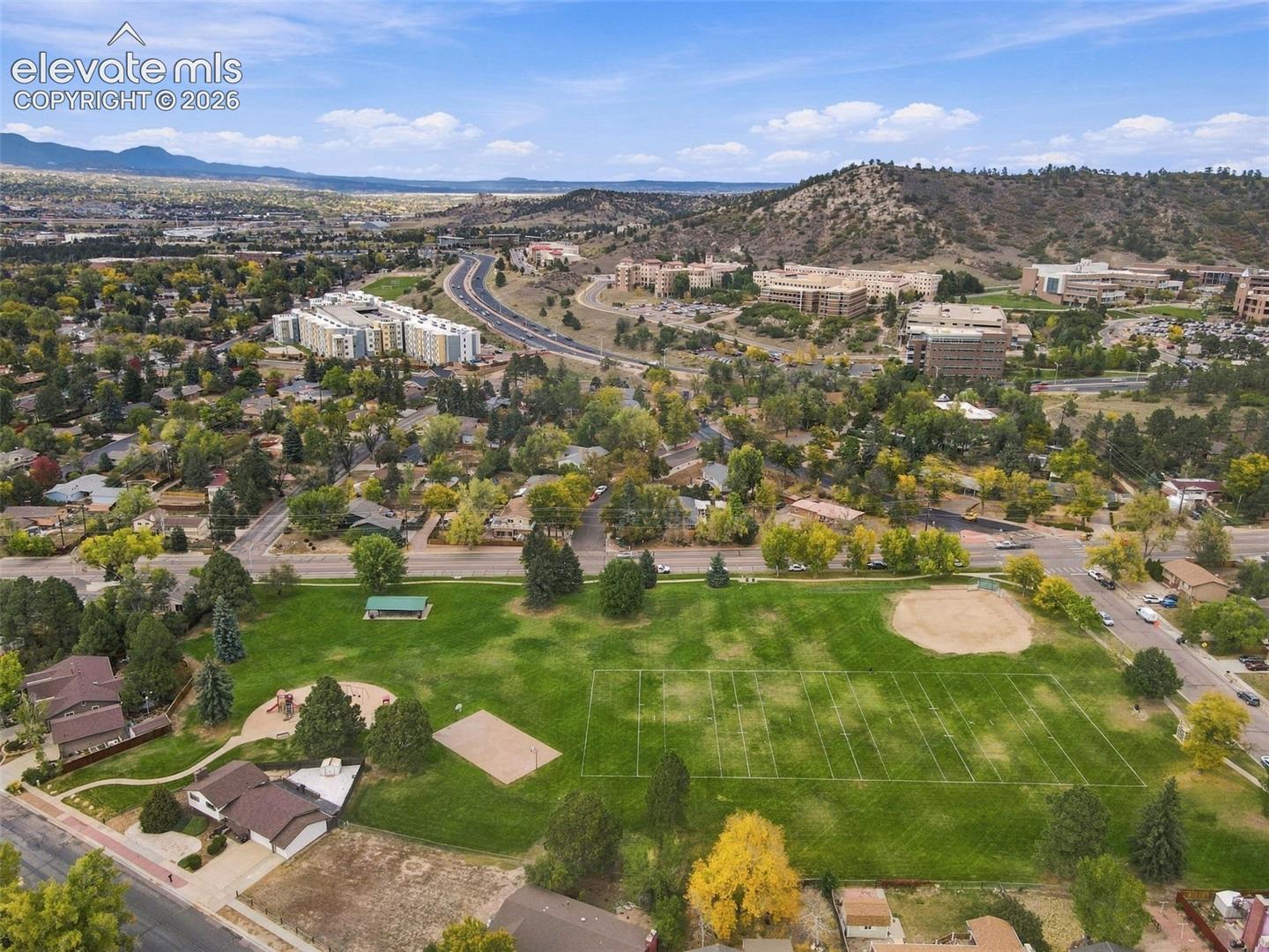 Listing photo 45 for 1070 Applewood Drive