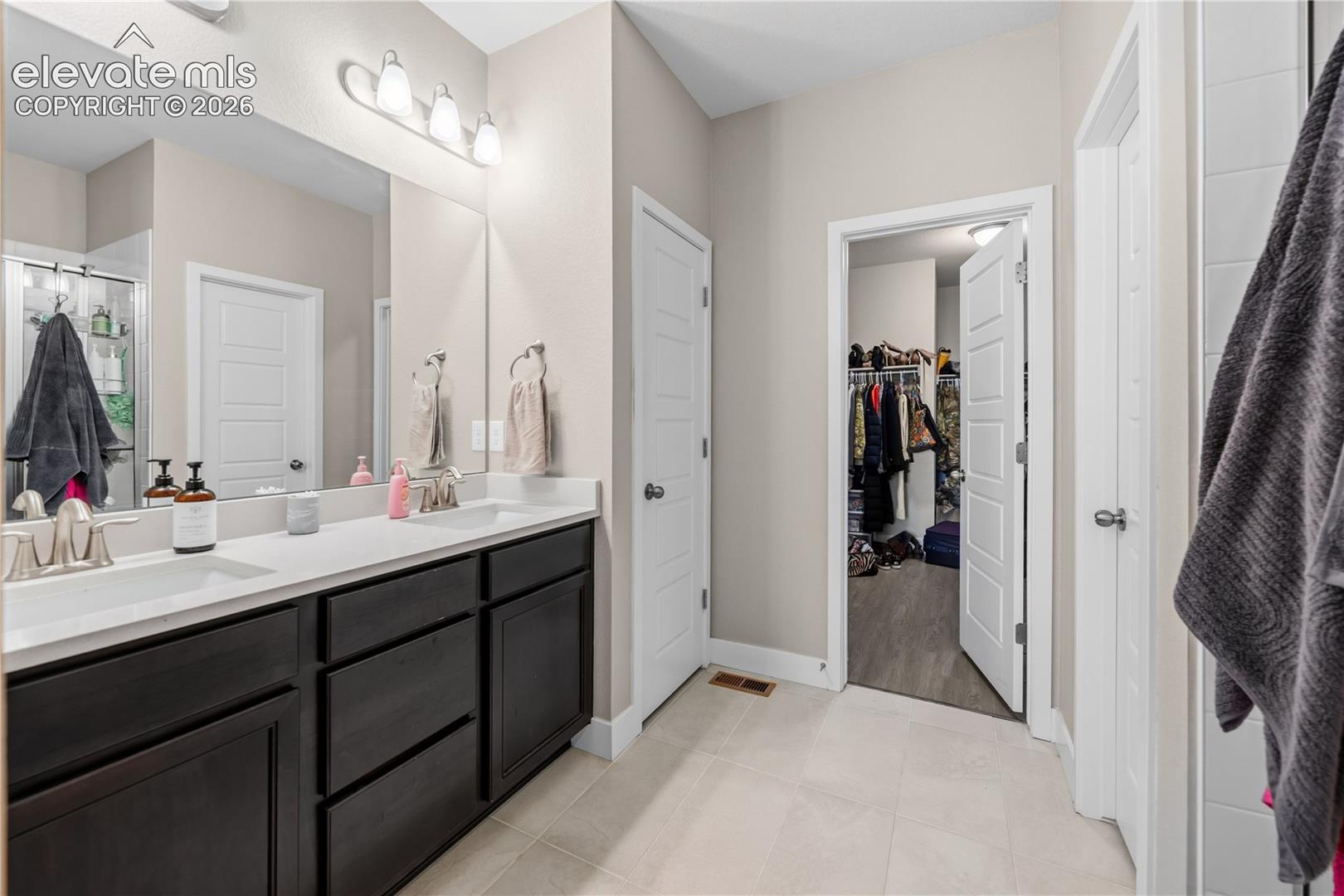 Listing photo 19 for 12620 Enclave Scenic Drive