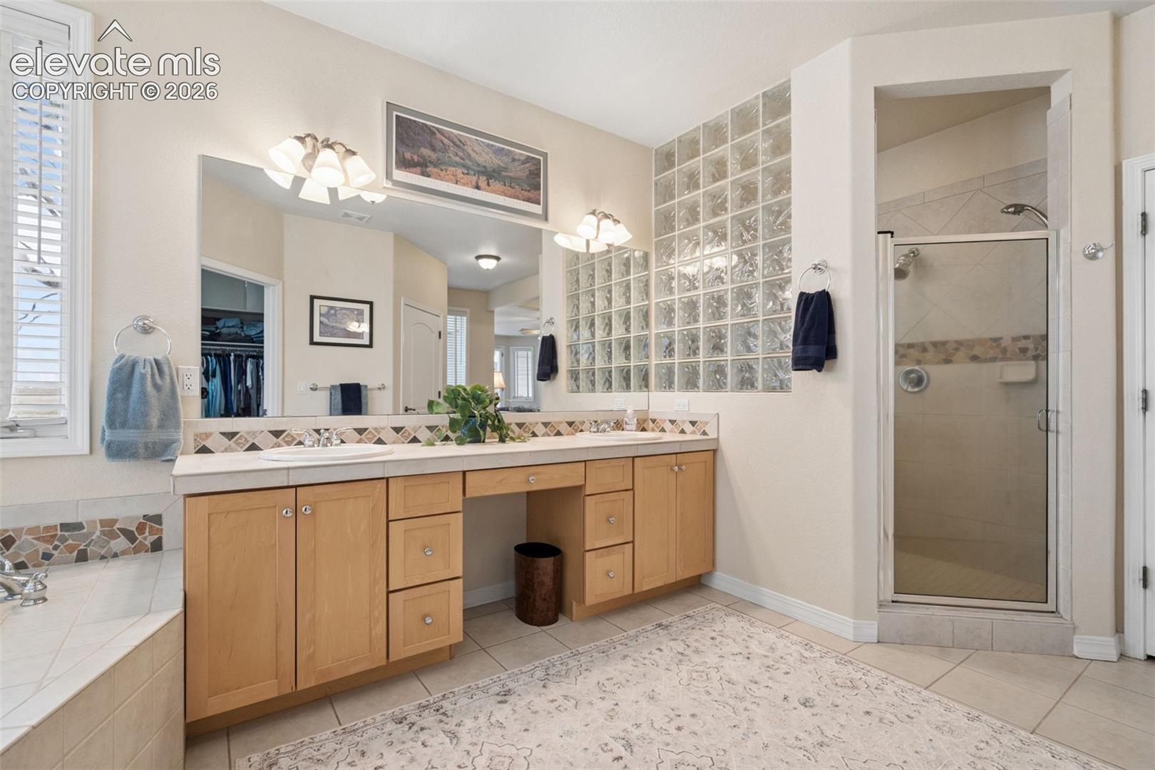 Listing photo 28 for 7170 Silver Ponds Heights