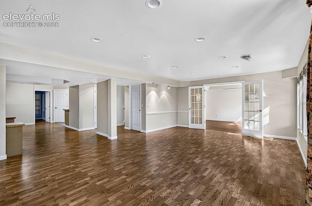 Listing photo 34 for 4465 Charing Drive