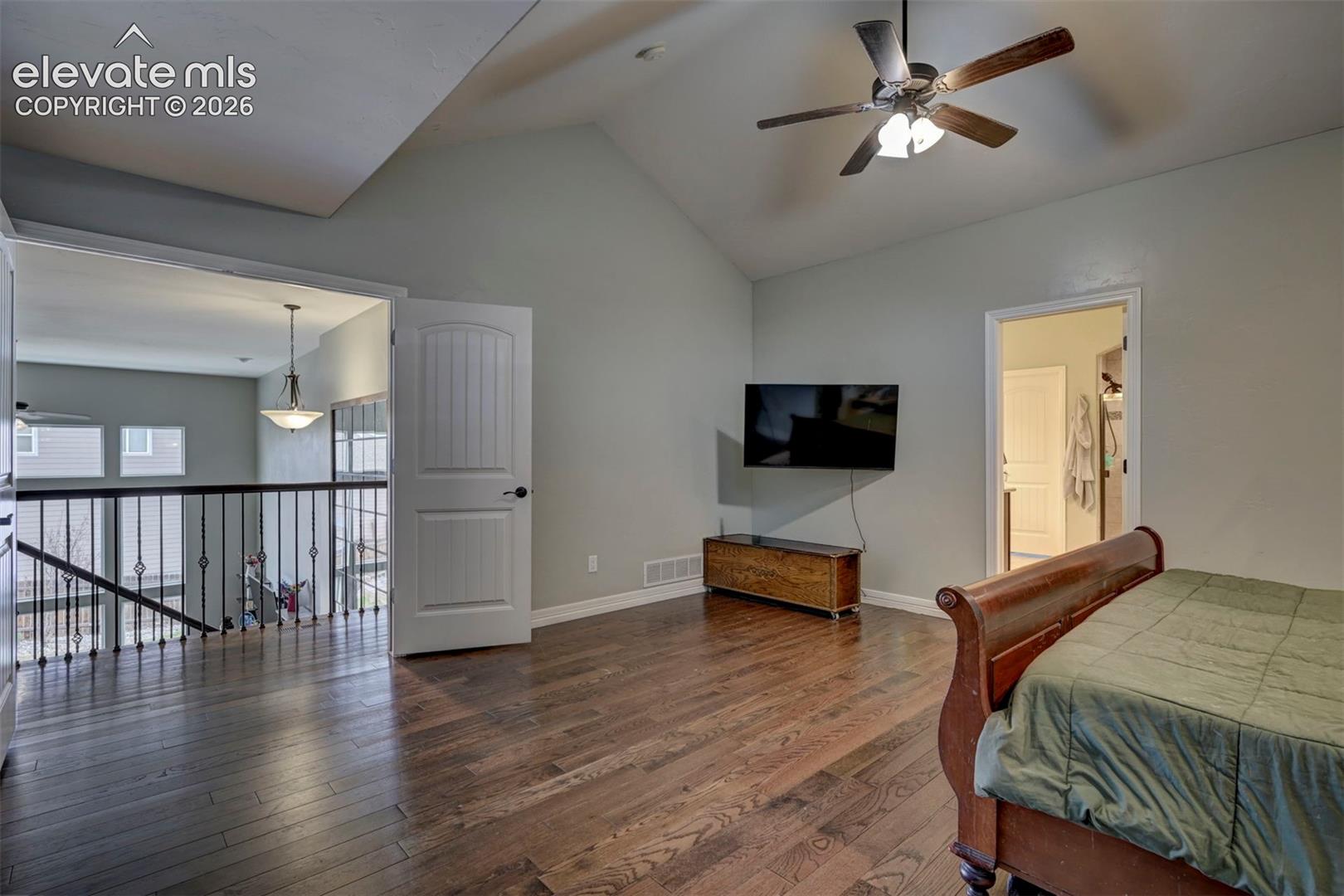 Listing photo 26 for 10249 Mt Lincoln Drive