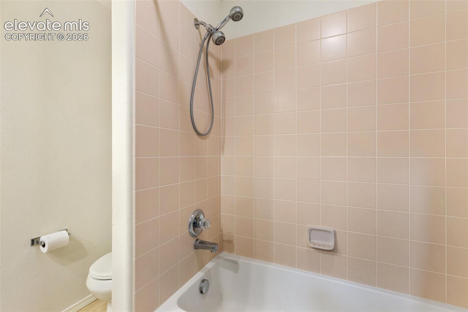 Listing photo 34 for 671 Misty Pines Circle