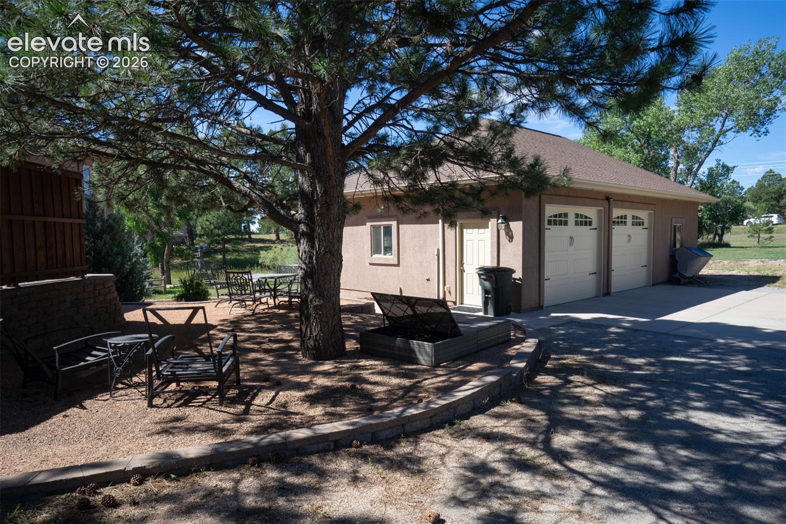 Listing photo 45 for 11148 Shaugnessy Road