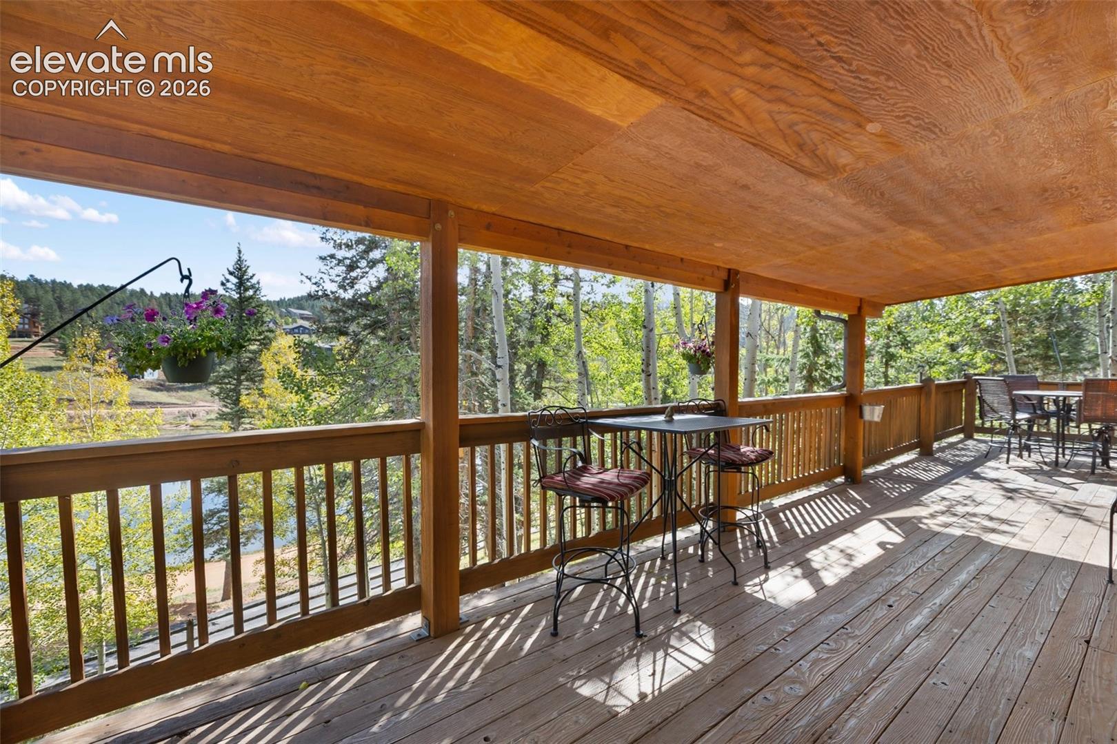 Listing photo 6 for 1369 Spring Valley Drive