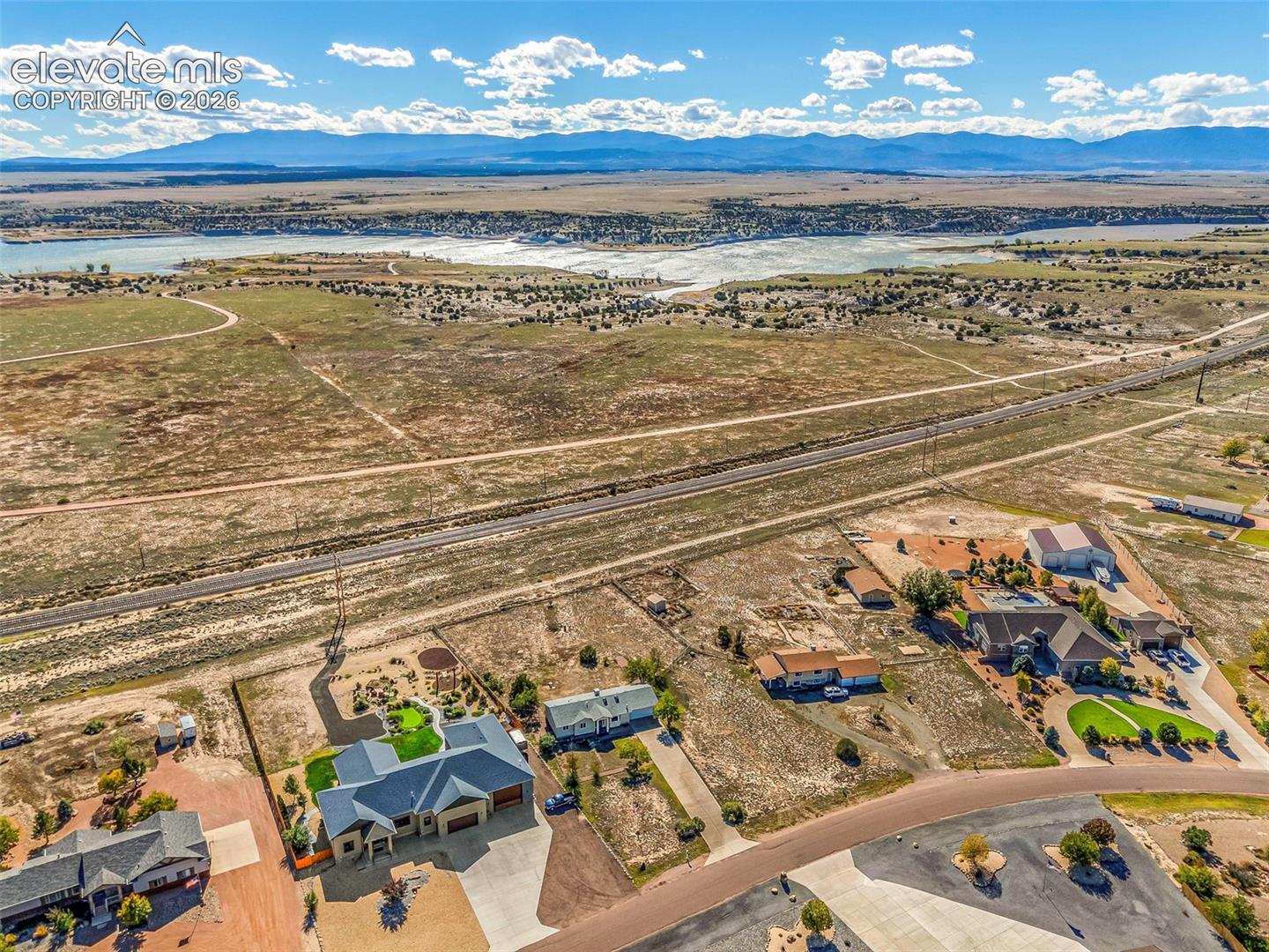 Listing photo 45 for 1172 W Bella Casa Drive