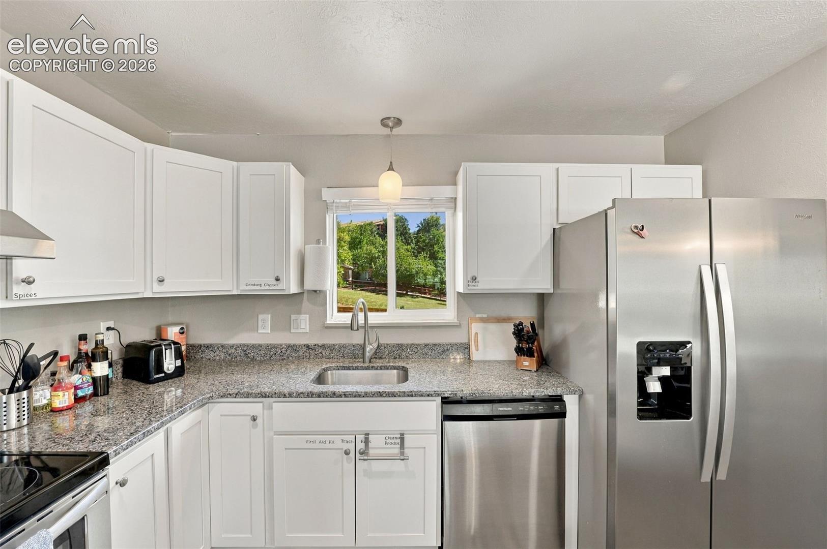 Listing photo 13 for 215 N 14th Street