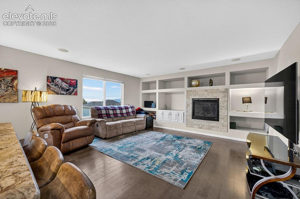 Listing photo 15 for 7239 Gardenstone Drive