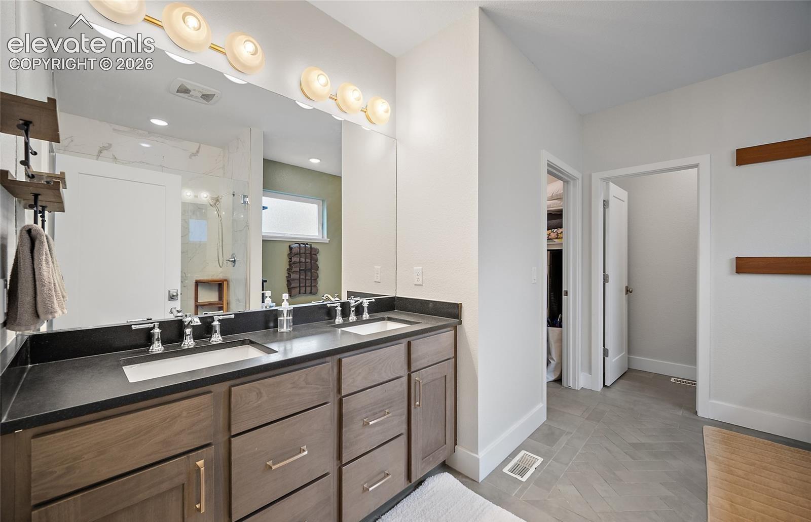 Listing photo 18 for 1007 E Boulder Street