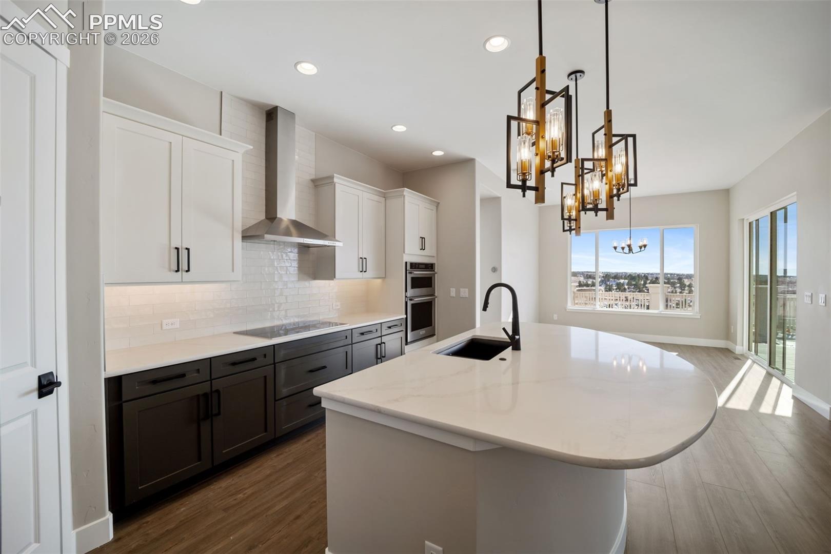 Listing photo 11 for 12323 Mionetto Court