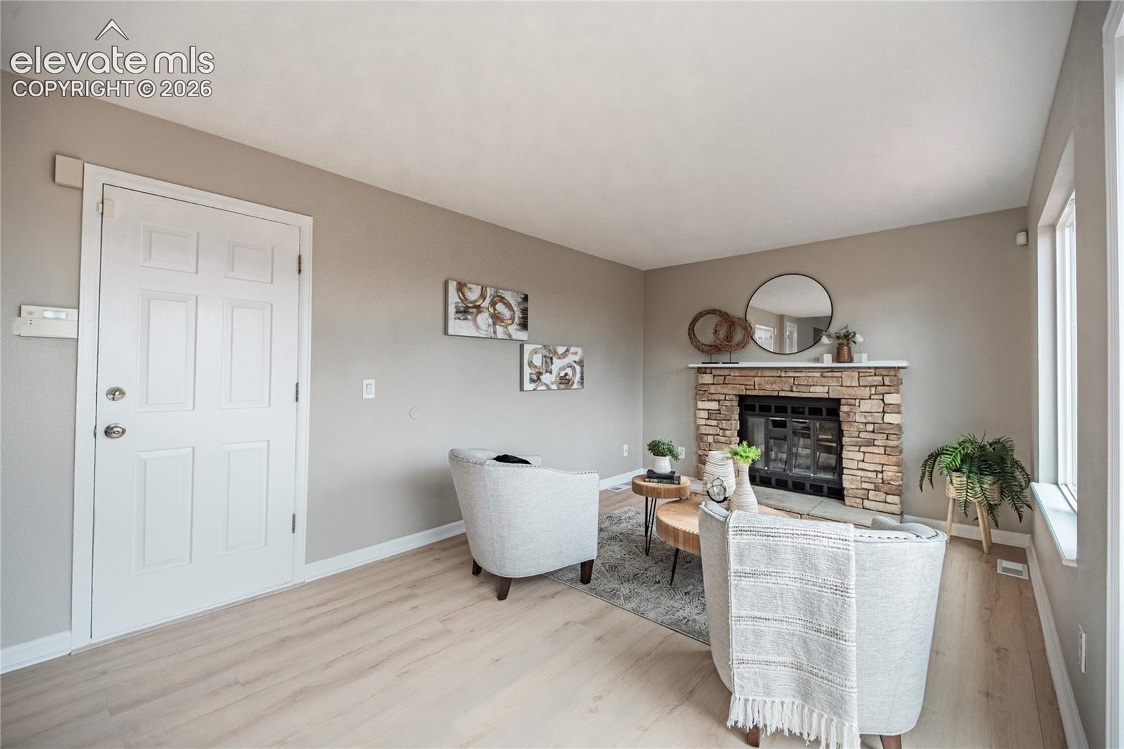 Listing photo 21 for 4325 Ramblewood Drive