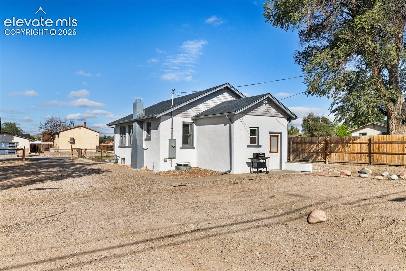 Listing photo 28 for 2330 Cheyenne Avenue