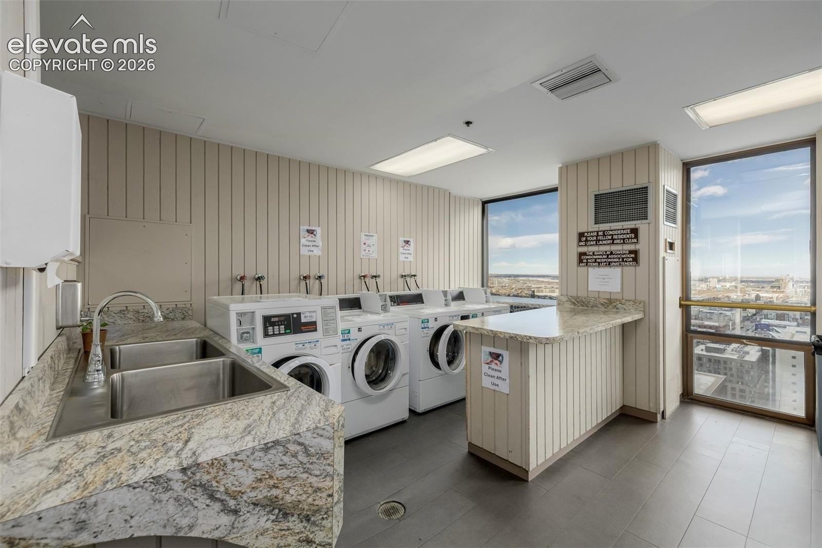 Listing photo 24 for 1625 Larimer Street 3202