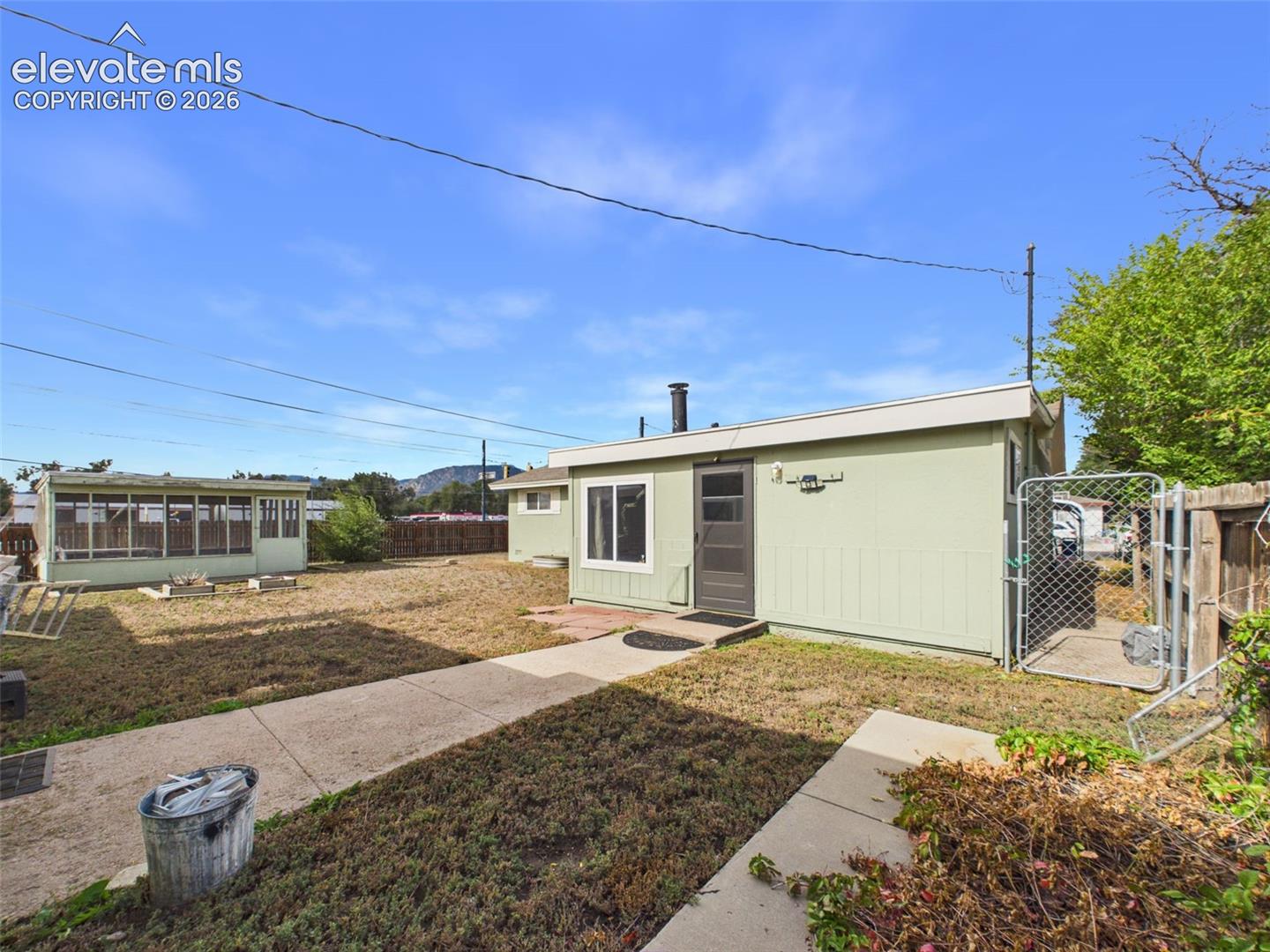 Listing photo 40 for 103 Grand Boulevard
