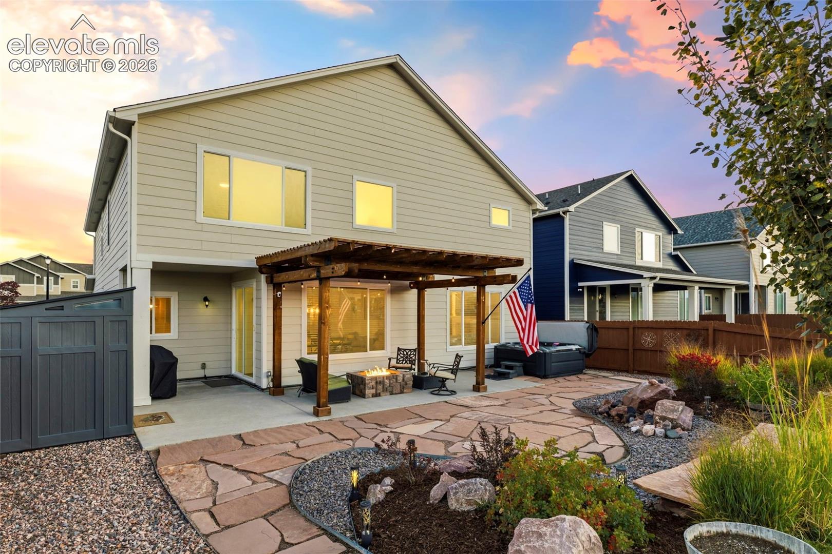 Listing photo 37 for 9652 Emerald Vista Drive