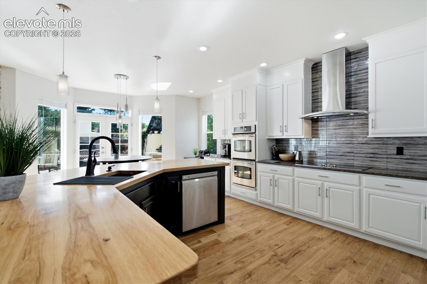 Listing photo 37 for 1097 Prickly Pear Place