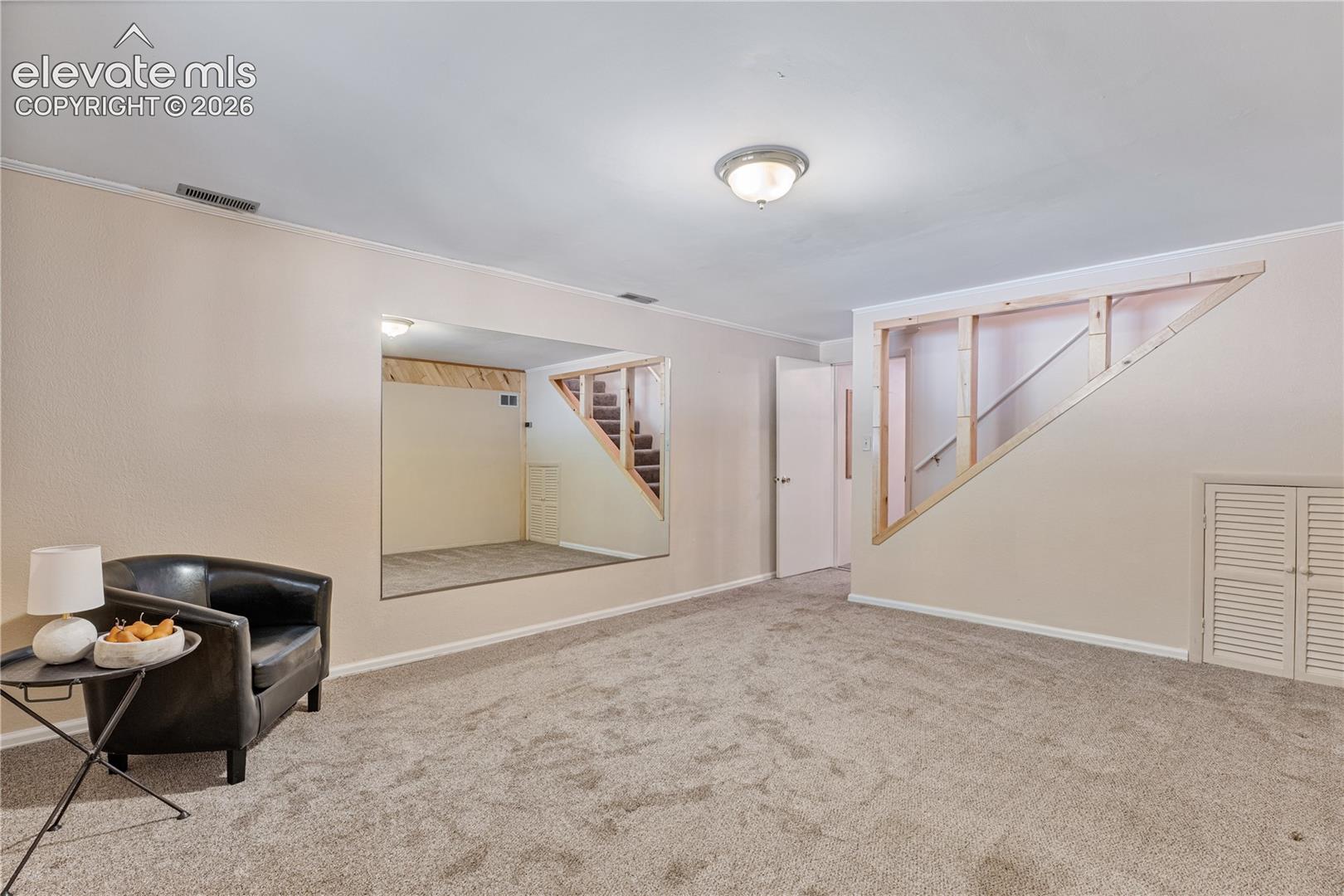 Listing photo 33 for 222 Clio Avenue