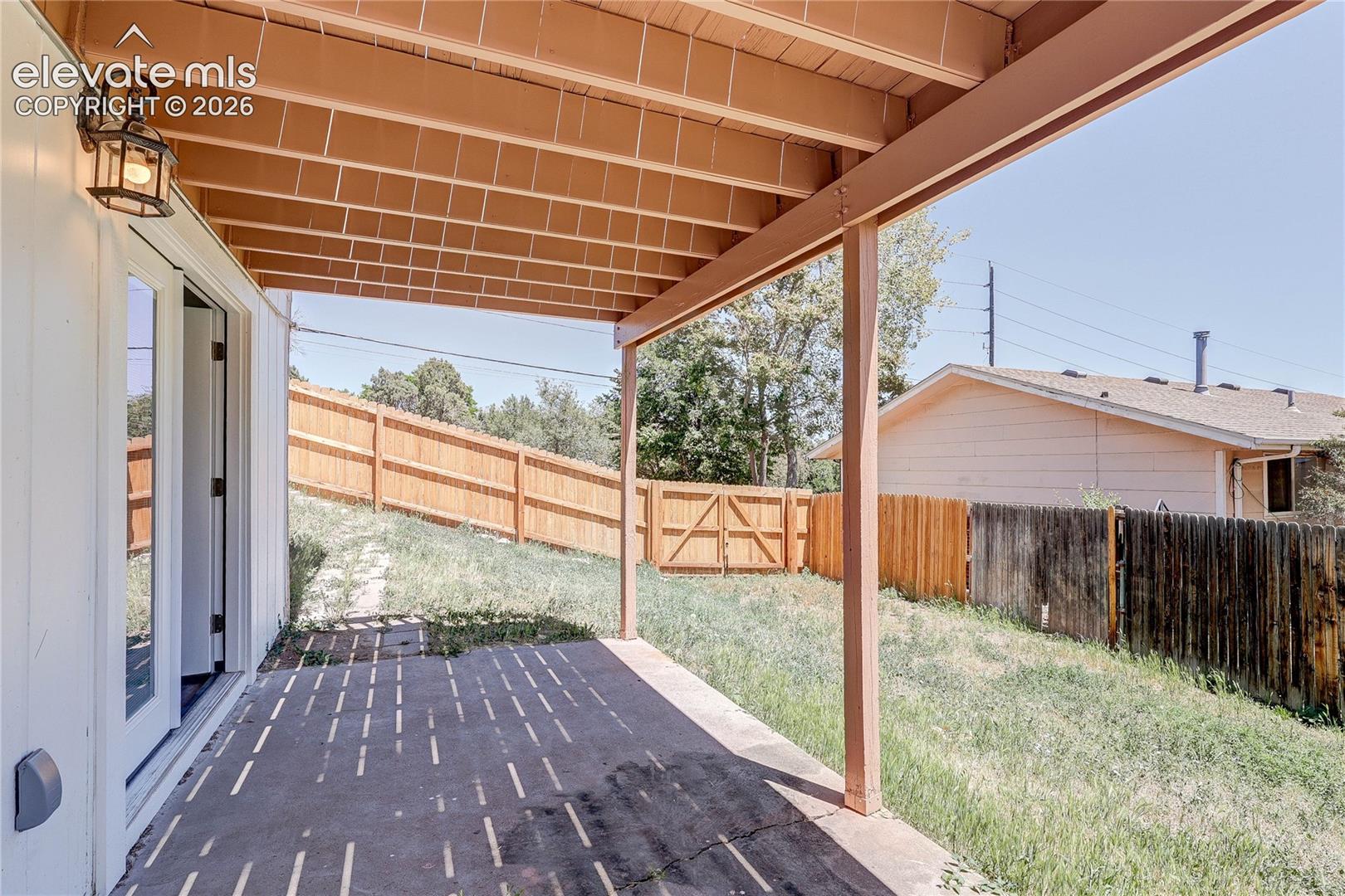 Listing photo 45 for 3100 S Dale Court