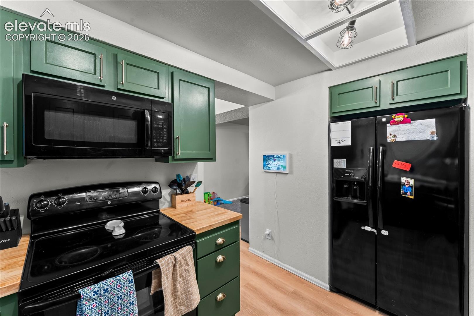 Listing photo 22 for 2013 Sussex Lane