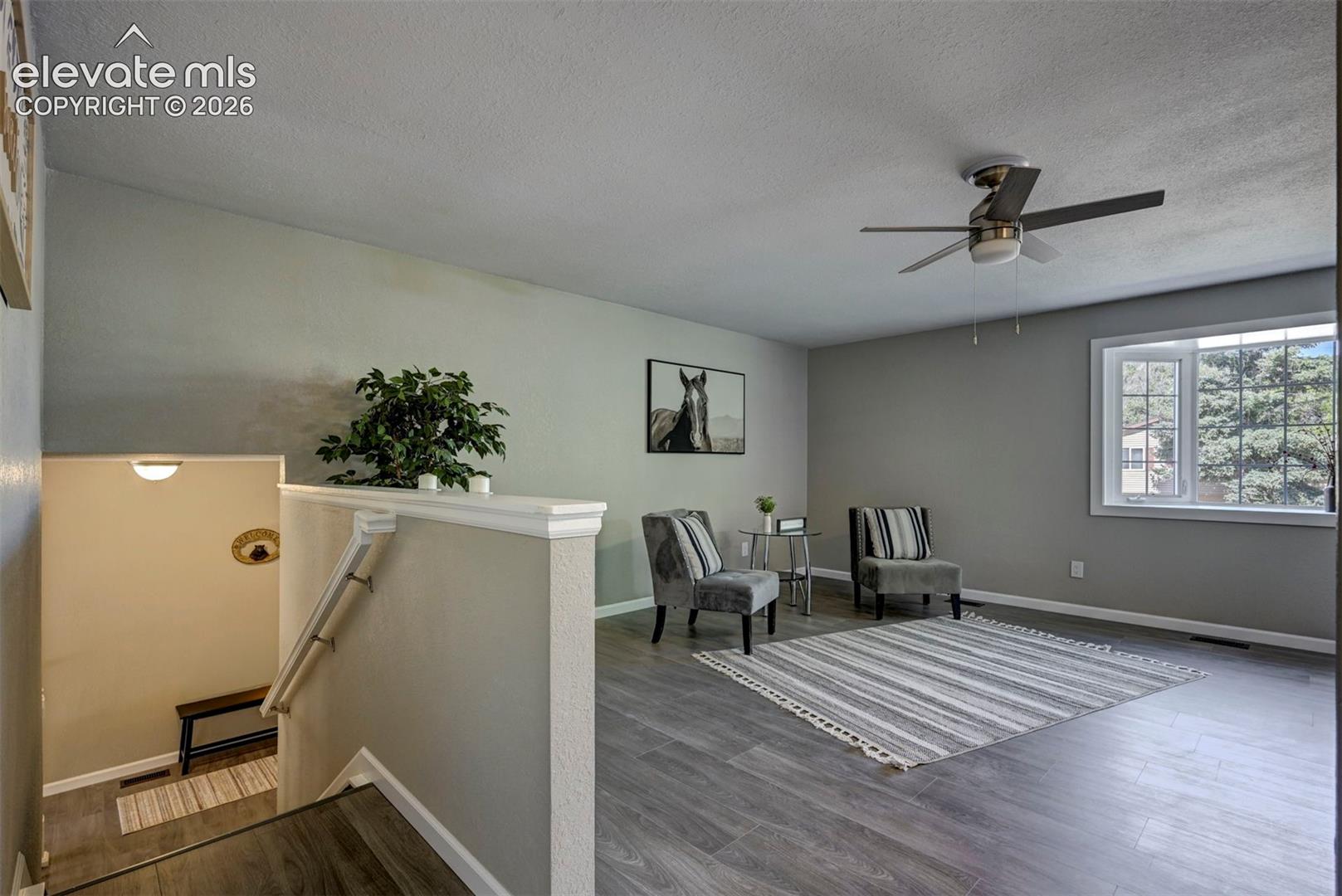 Listing photo 12 for 7443 Franconia Drive
