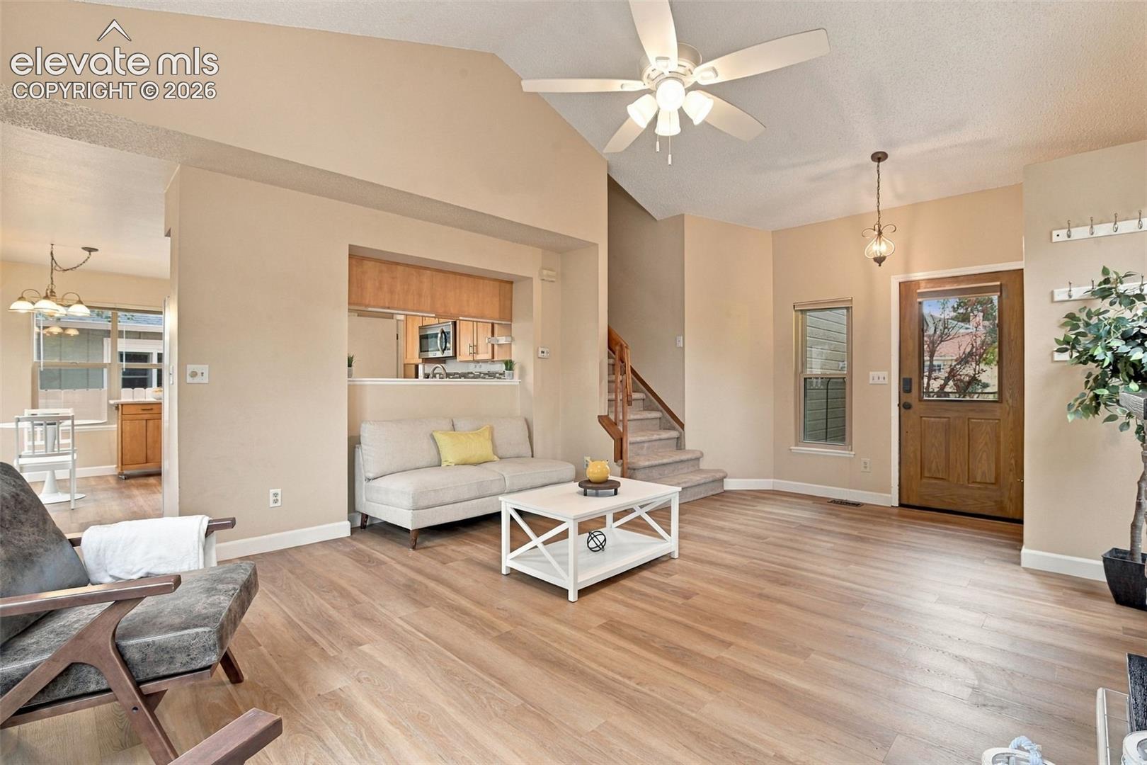 Listing photo 10 for 5960 Chokecherry Drive