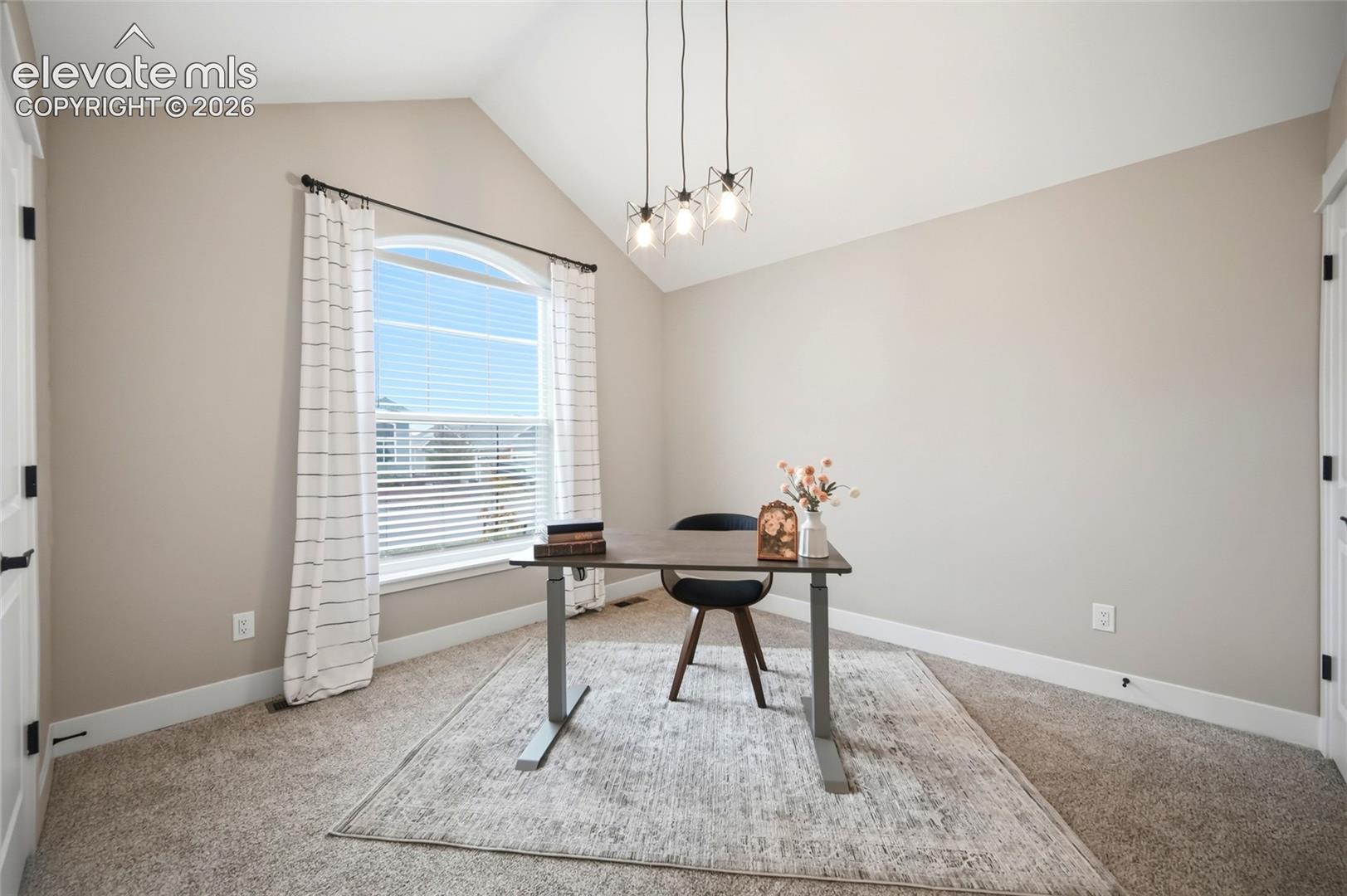 Listing photo 10 for 10540 Wrangell Circle