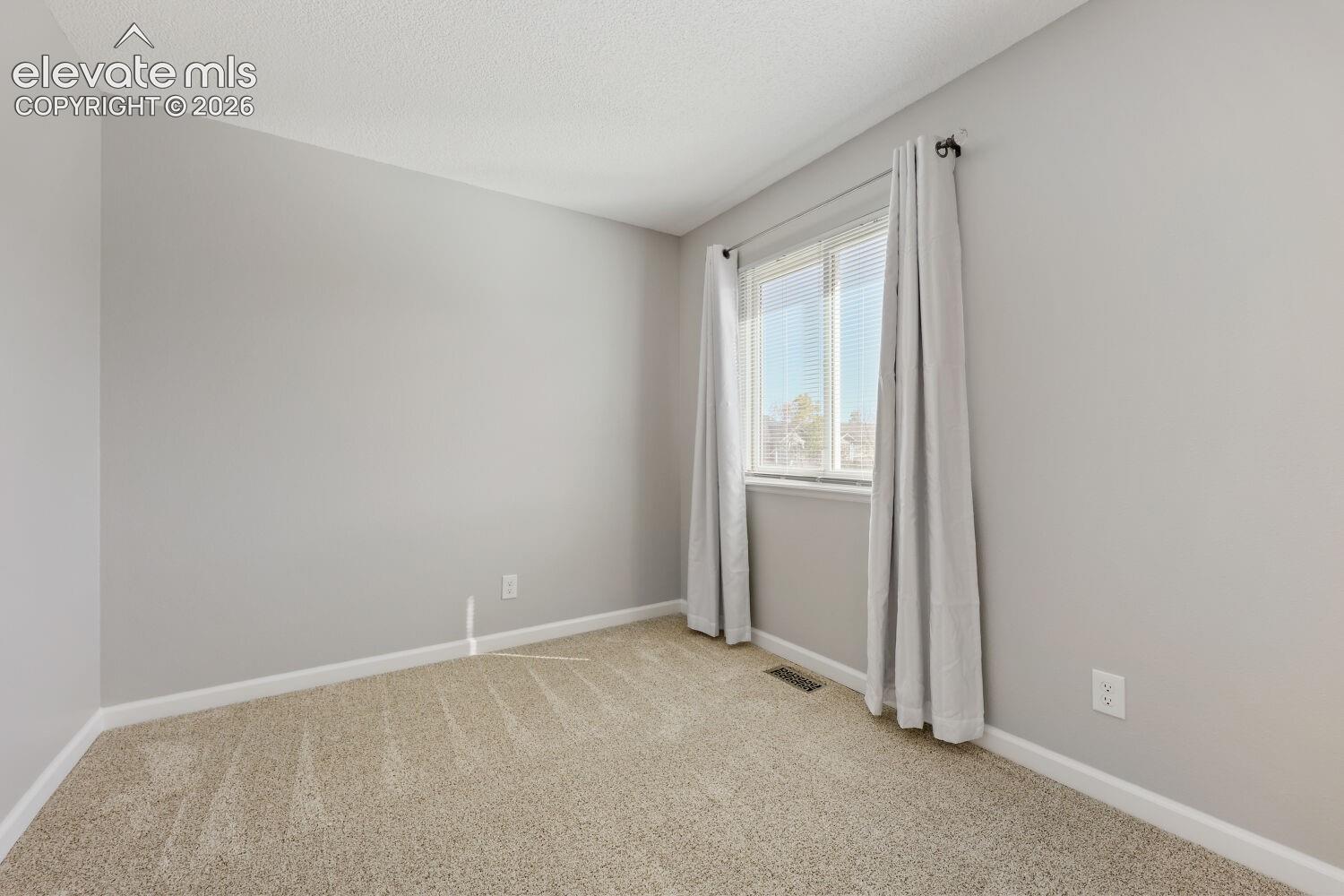 Listing photo 27 for 6206 Whirlwind Drive