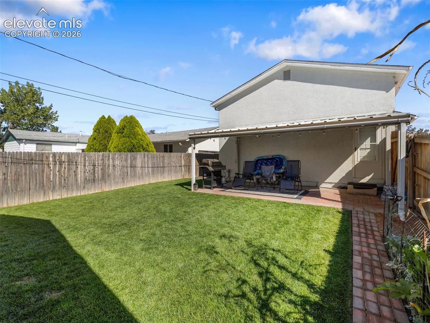 Listing photo 8 for 2303 Cheyenne Avenue