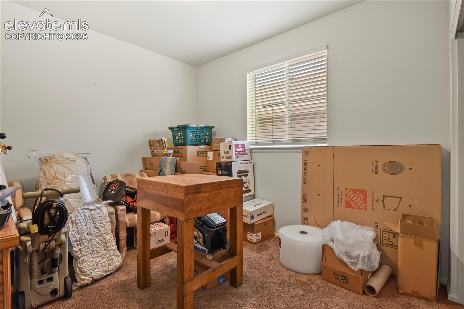 Listing photo 23 for 3921 John Court