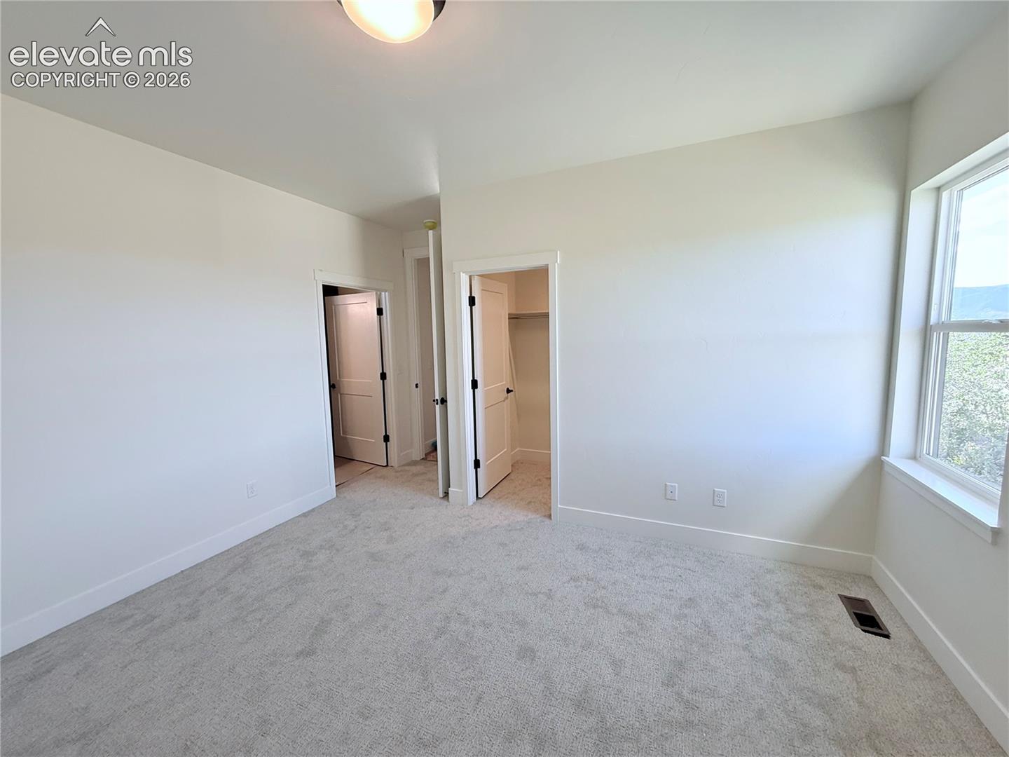 Listing photo 16 for 13437 Pride Mountain Drive