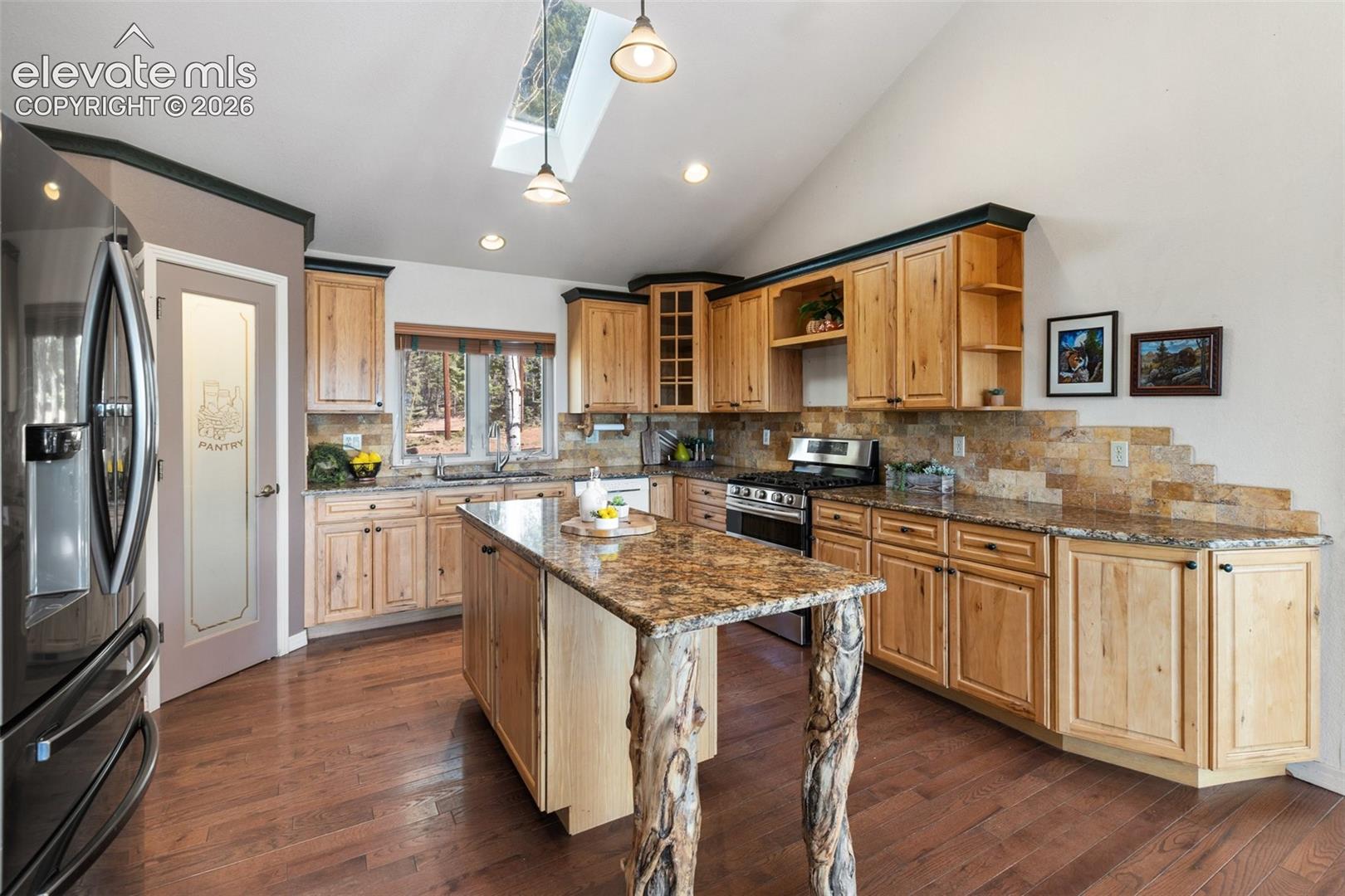 Listing photo 14 for 516 Saguache Drive