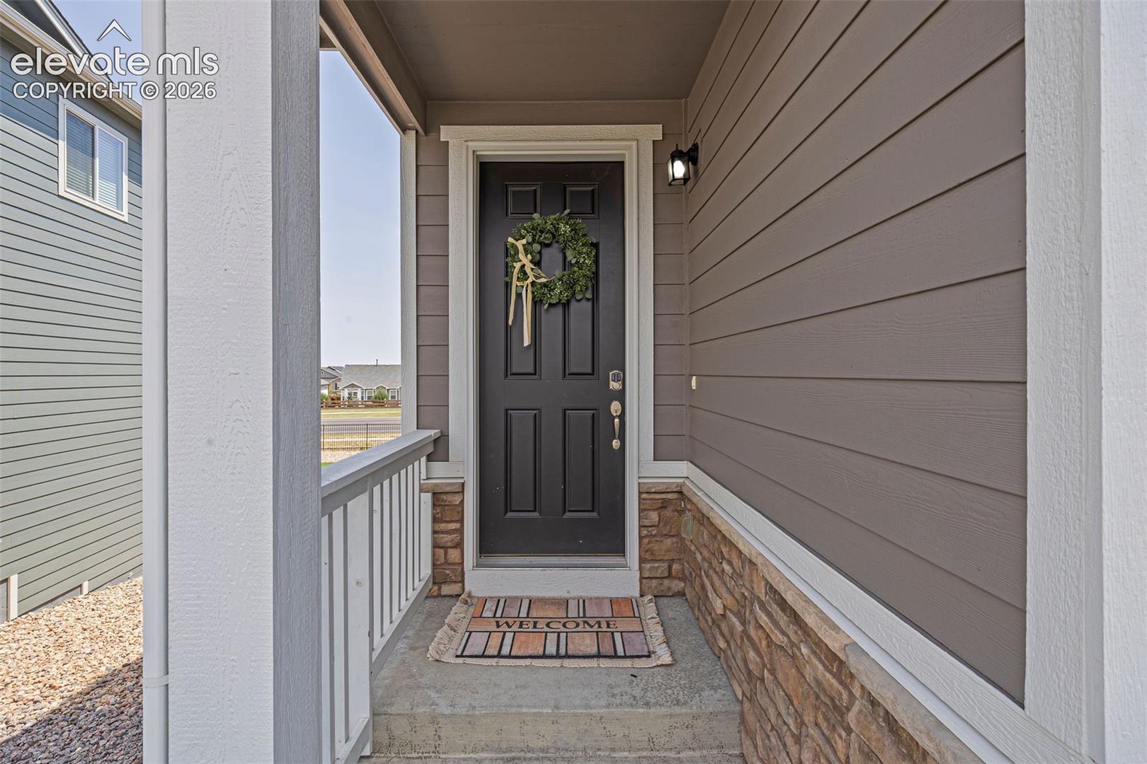 Listing photo 3 for 9941 Ledgestone Terrace