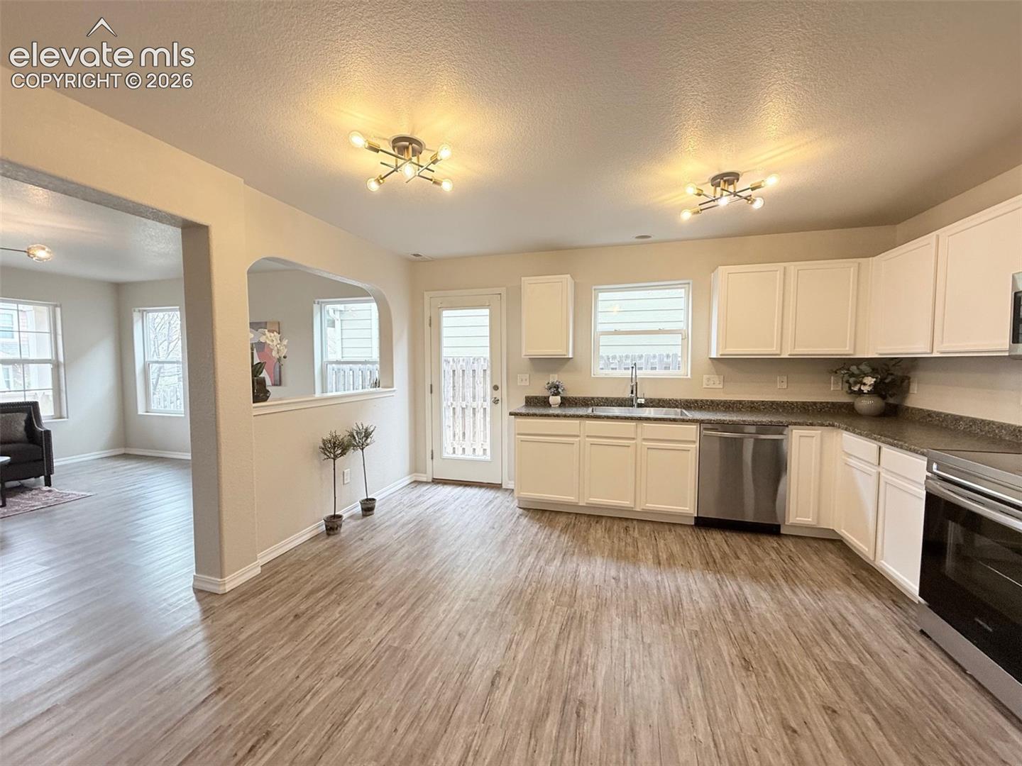 Listing photo 20 for 7721 Crestone Peak Trail