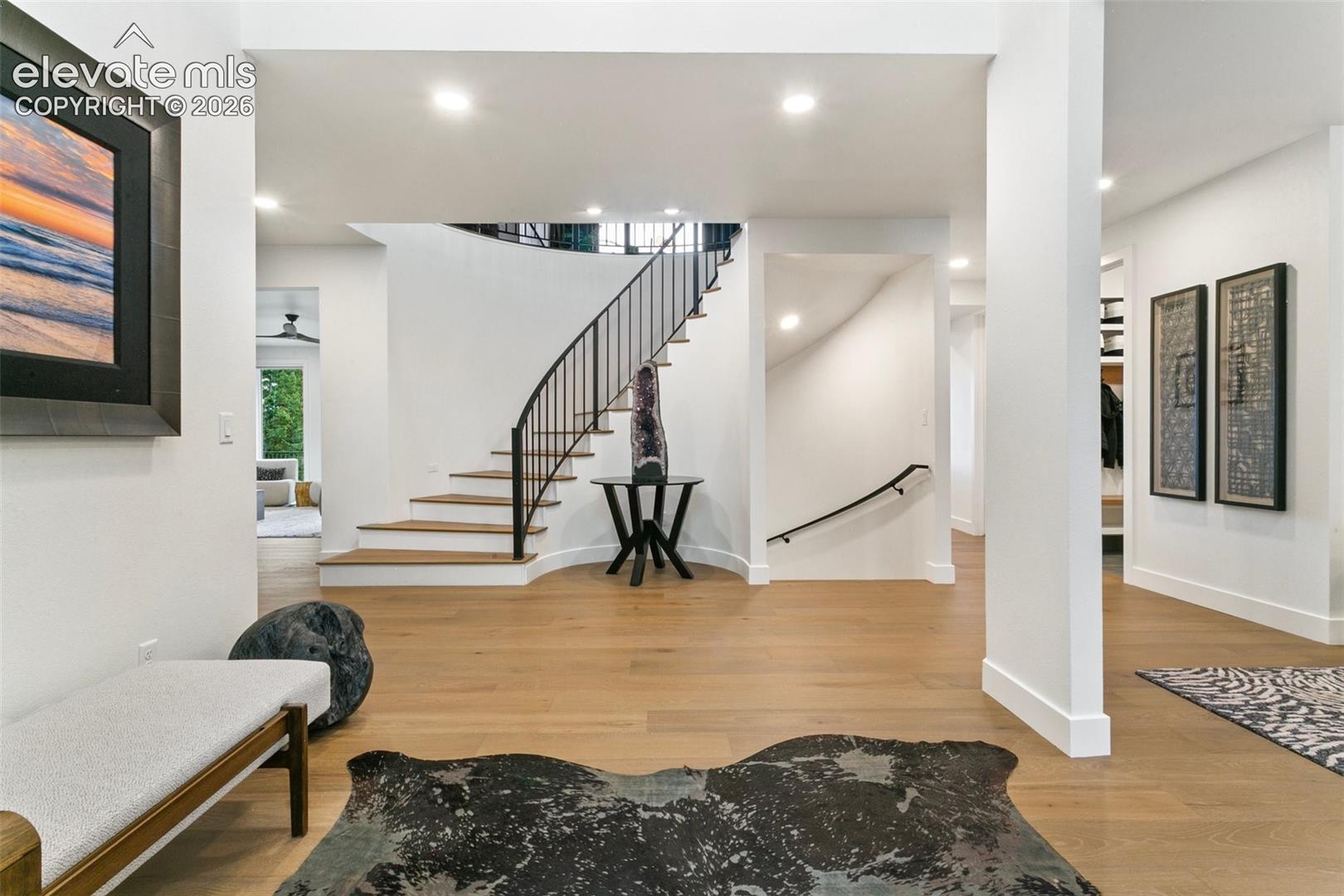 Listing photo 4 for 17270 Colonial Park Drive